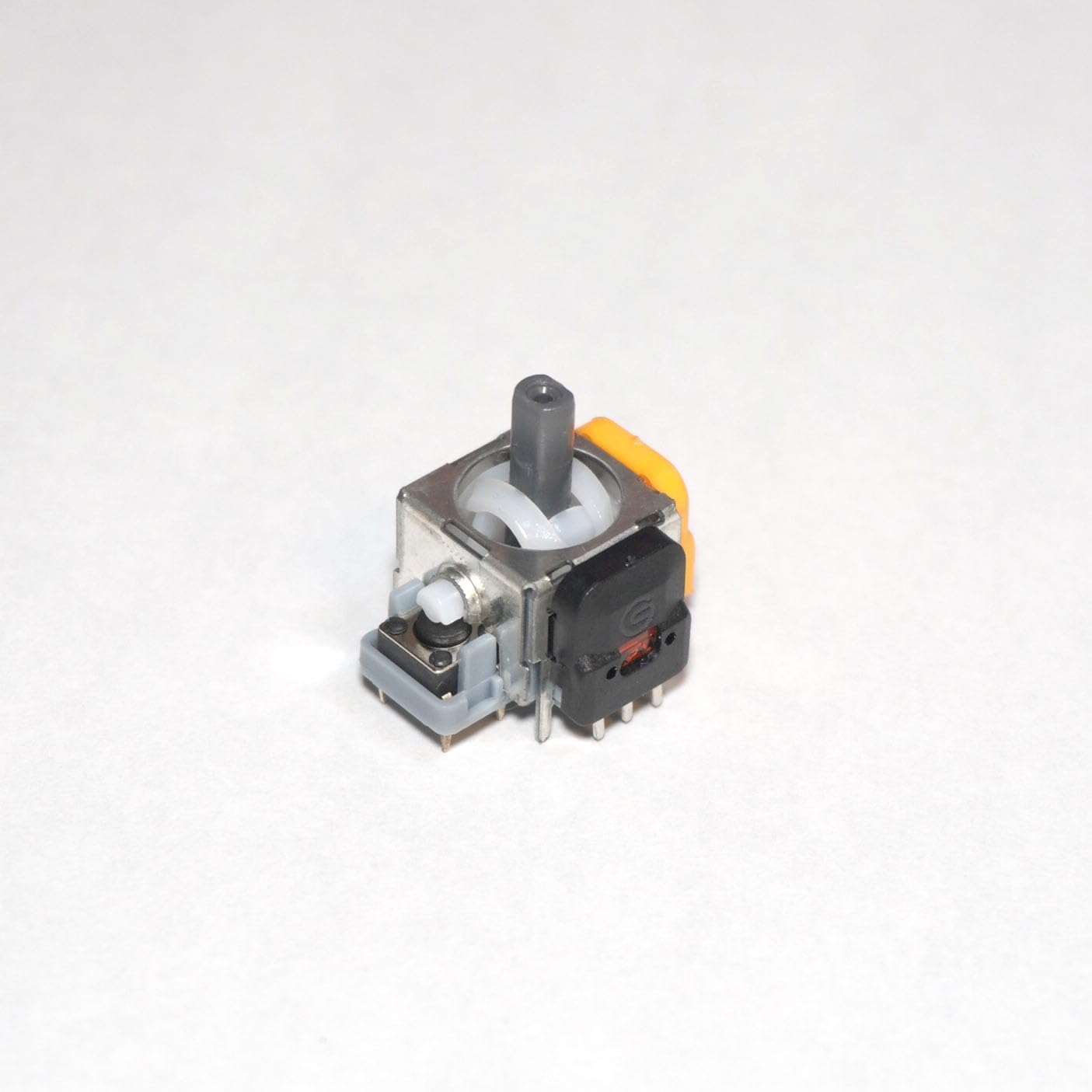 マウサーパッドV2に採用したスティック部品